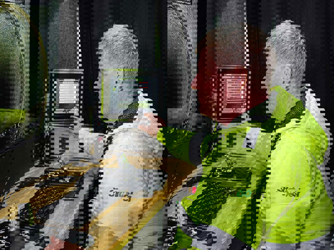 altText